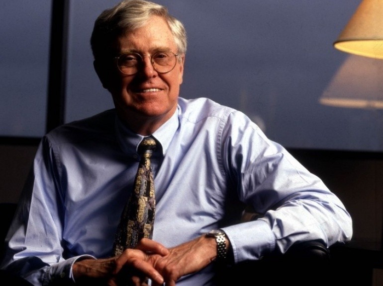 N°6. CHARLES KOCH - 78 ans - ETATS-UNIS - 50,2 milliards de dollars. Le fils de Fred C. Koch, le fondateur de la deuxième entreprise non cotée des Etats-Unis, Koch Industries, dispose d'une fortune estimée par Bloomberg à 50,2 milliards d'euros. Elle a augmenté de 22,9% en 2013, soit 9,3 milliards d'euros. En 2013, l'homme d'affaires a fait l'acquisition du fabricant de composants électroniques Molex pour 7,2 milliards d'euros. 